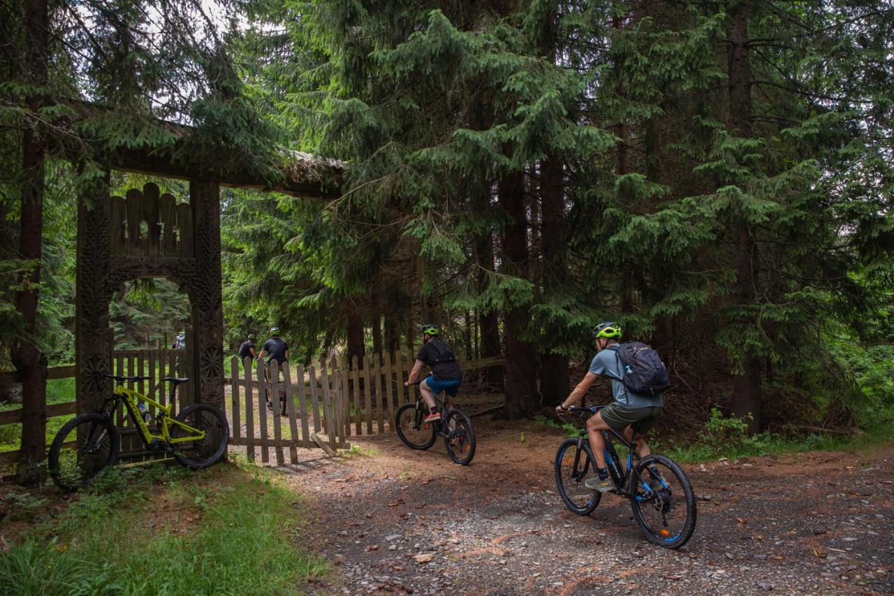 Adventure Lake Resort - Simared Baia Mare Eksteriør billede