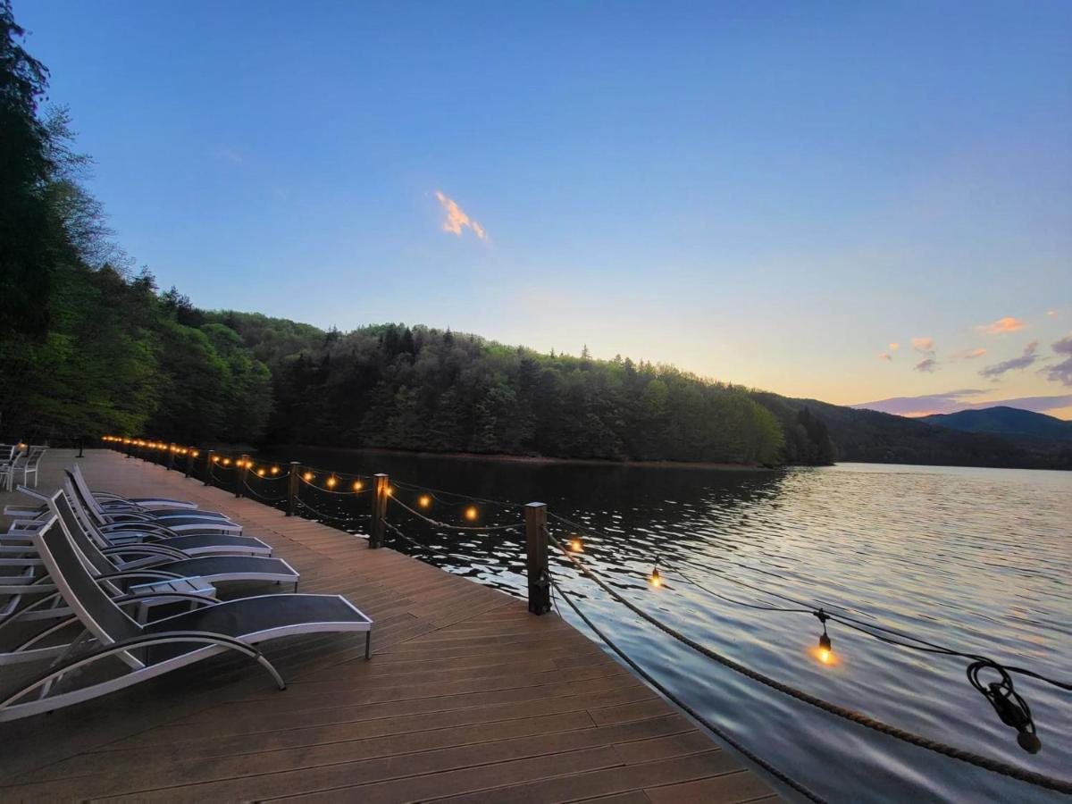 Adventure Lake Resort - Simared Baia Mare Eksteriør billede