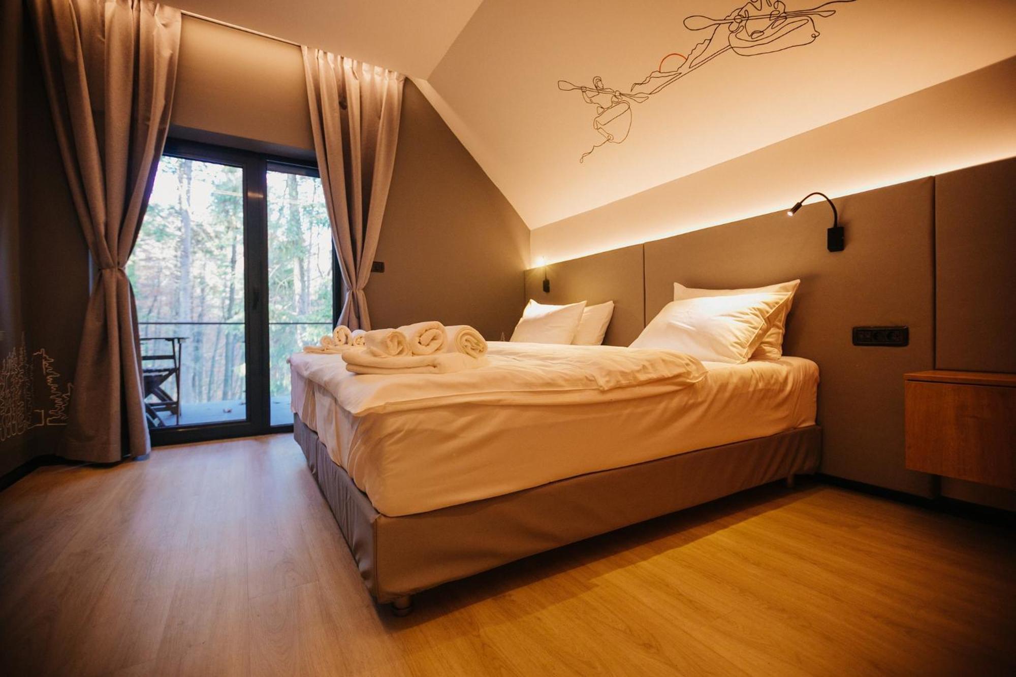Adventure Lake Resort - Simared Baia Mare Eksteriør billede
